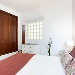 Home2book Stunning Beachfront House With Sea Views Канделария