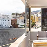 Home2book Stunning Beachfront House With Sea Views * Канделария