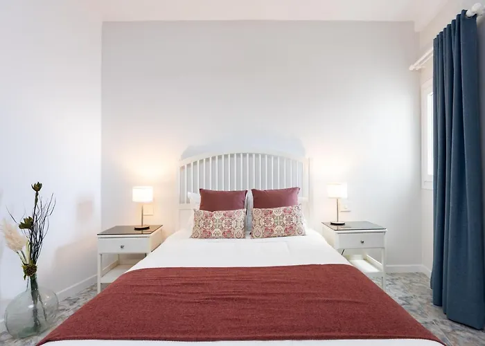 Home2book Stunning Beachfront House With Sea Views Сasa de vacaciones *