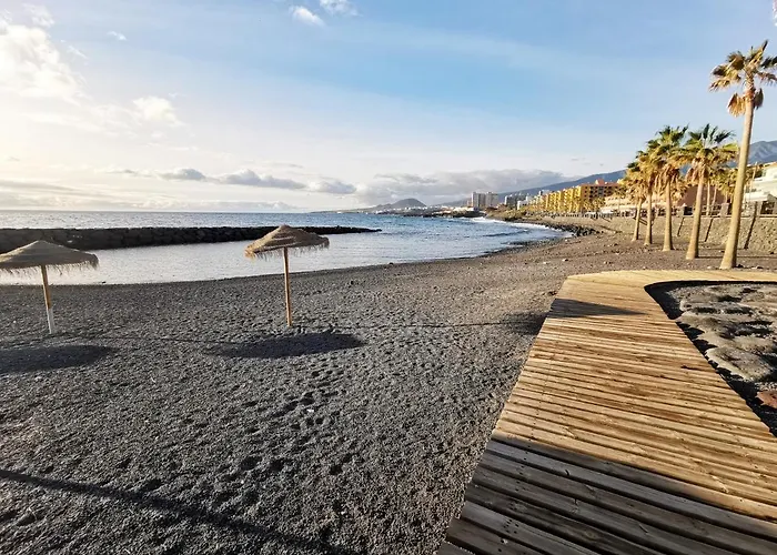 Home2book Stunning Beachfront House With Sea Views Tatil Evi *