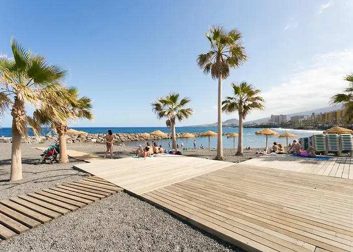 Home2book Stunning Beachfront House With Sea Views カンデラリア