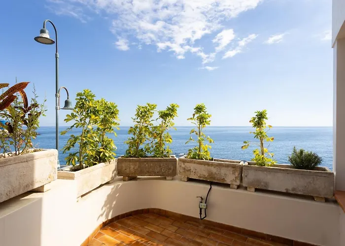 Home2book Stunning Beachfront House With Sea Views Tatil Evi Candelaria